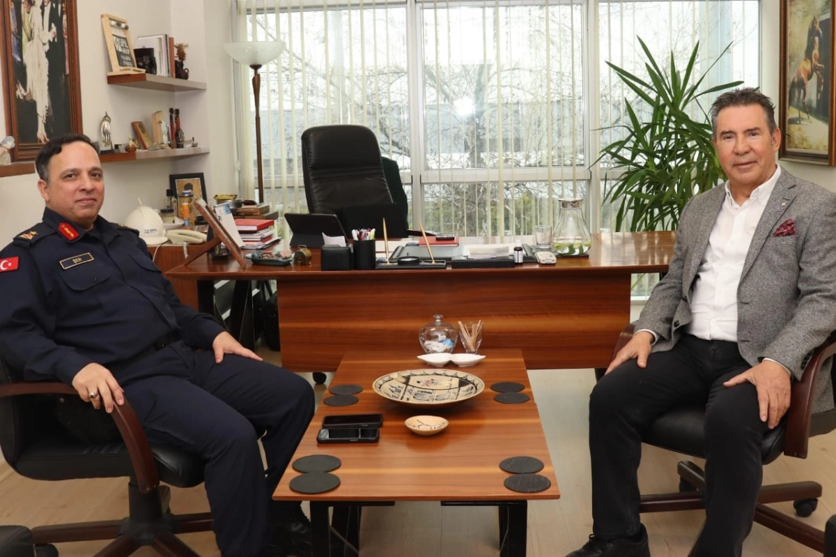 Manisa'da Tuğgeneral Şen'den Kent Konseyi'ne ziyaret