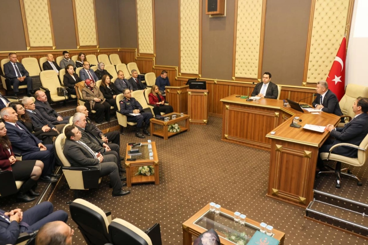 Artvin'de bağımlılıkla mücadele toplantısı... Sigara bırakanlar 70'e ulaştı