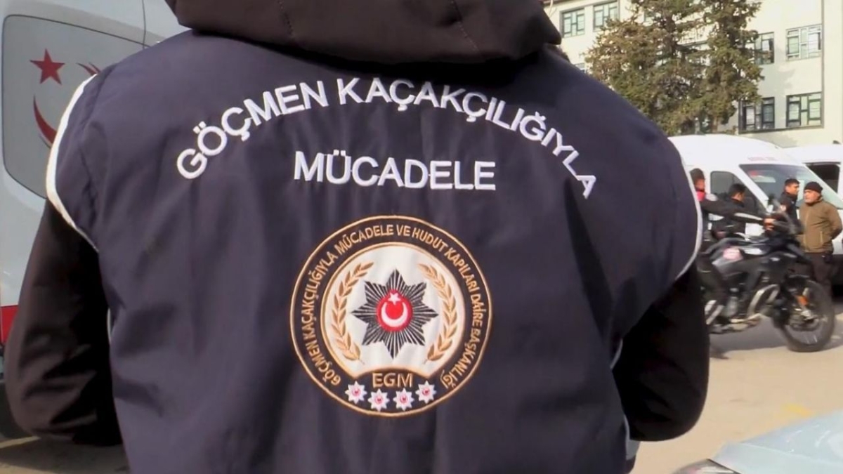 14 ilde göçmen kaçakçılığı operasyonu: 112 kişi tutuklandı
