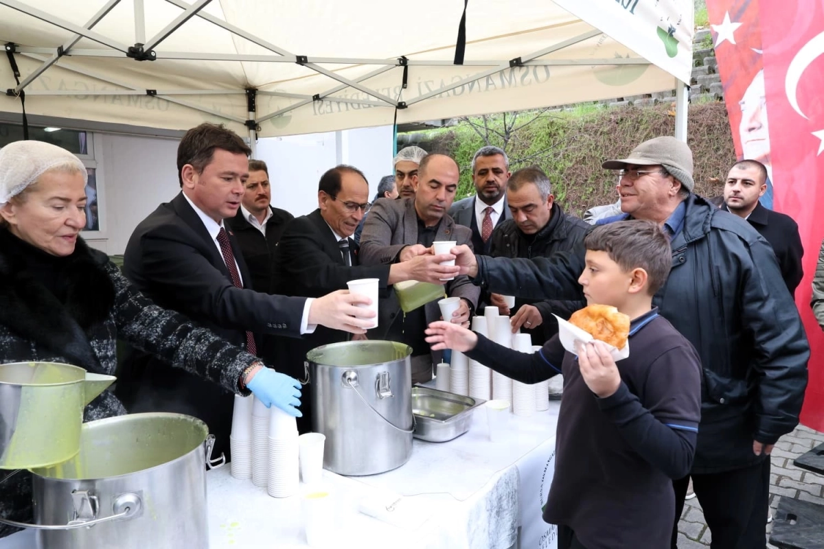Bursa Osmangazi'de Başkan Aydın'ın yeni durağı Yenikent oldu