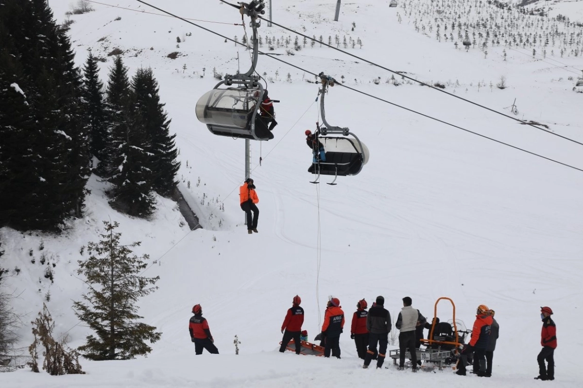 Ordu'da gerçeğini aratmayan kurtarma tatbikatı 