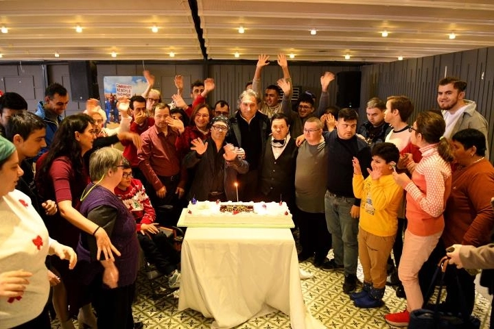 Antalya'da yeni yıla Engelsiz Kafe’de ‘merhaba’ dediler