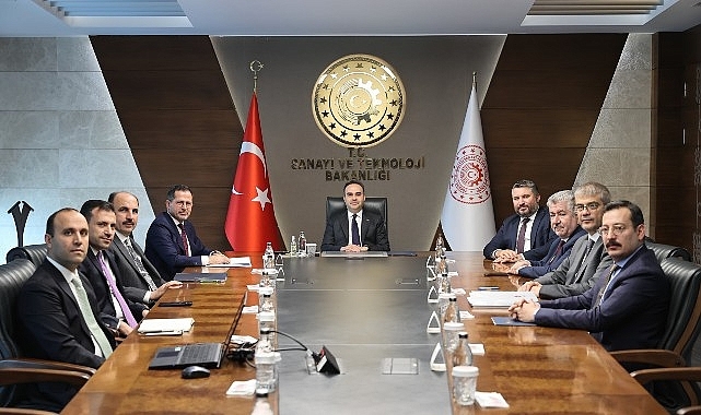 Konya Heyeti Sanayi ve Teknoloji Bakanı Mehmet Fatih Kacır’ı Ziyaret Etti