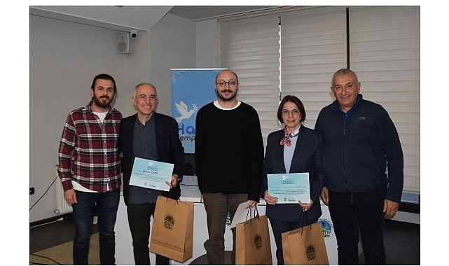 Başkan Köymen, ‘Kamuculuk ve Kent Hakkı’ sempozyumunda konuştu