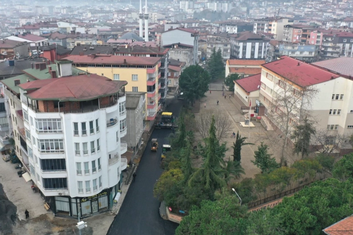 Ordu Ünye’de eğitime giden yollar asfaltla buluştu