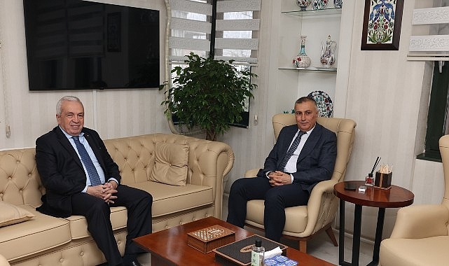 Başkan Şadi Özdemir’den İl Milli Eğitim Müdürü Gürhan Çokgezer’e ziyaret