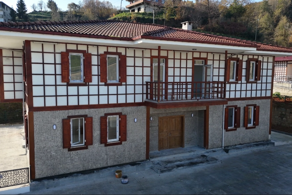 Trabzon'da Of Kavakpınar Millet Konağı yeniden hayat buldu