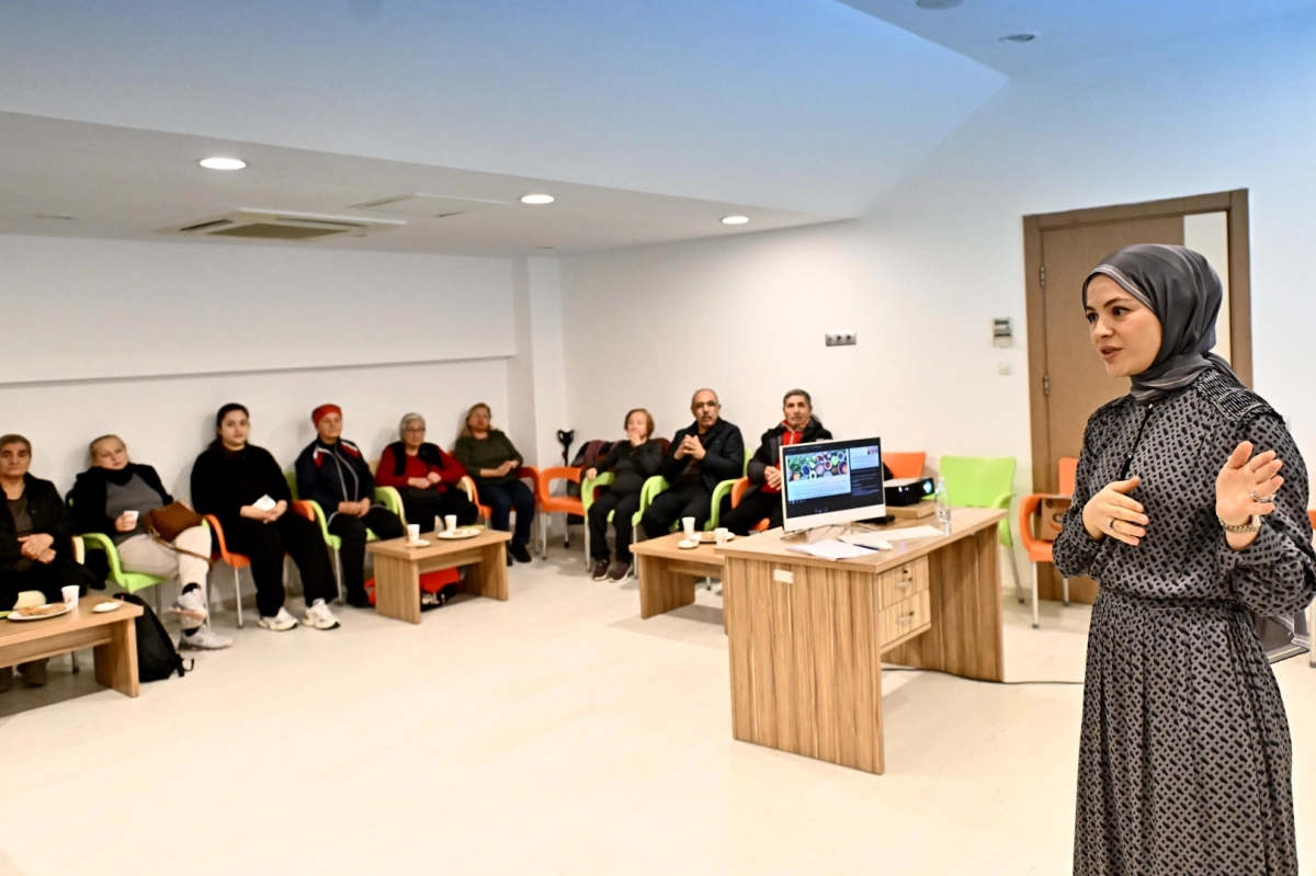 Parkinson Akademi üyelerine yaşam tarzı eğitimi