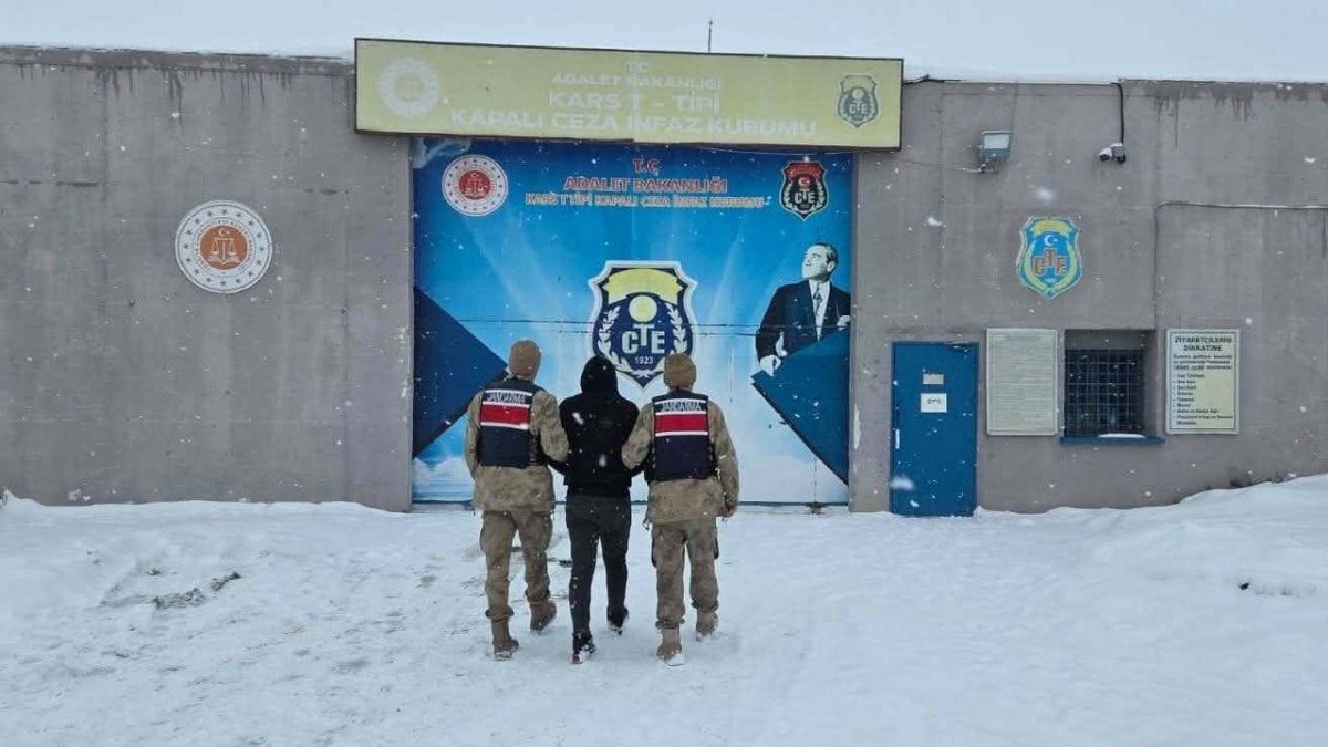 Kars’ta aranan 3 hükümlü jandarma tarafından yakalandı