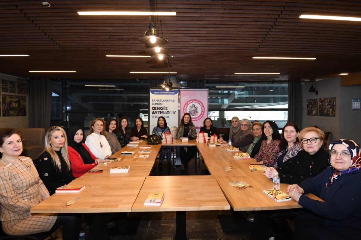 Bursa Osmangazi’de Cengiz Aytmatov’un ‘Elveda Gülsarı’sı kolektif okundu