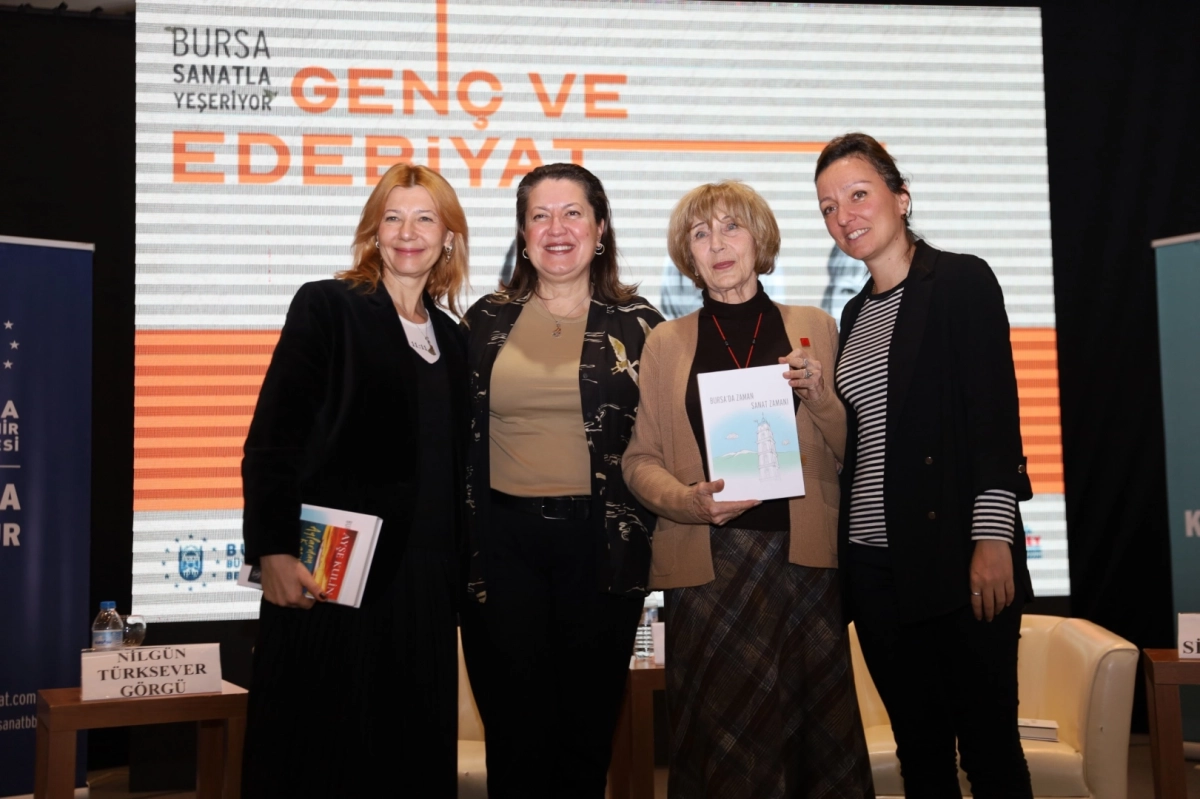 Ayşe Kulin’den Bursalı gençlere hayat dersleri