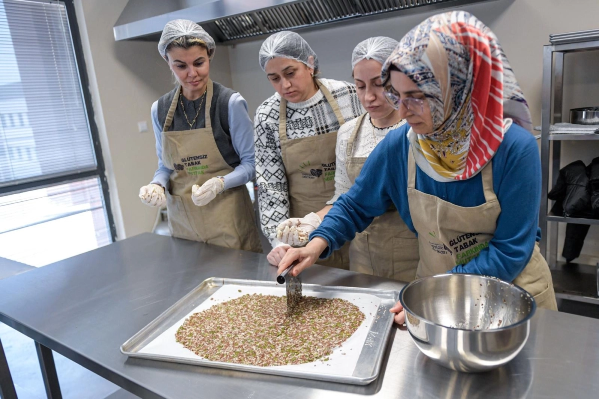 İzmir'den çölyak hastası çocuklara yeni yıl etkinliği