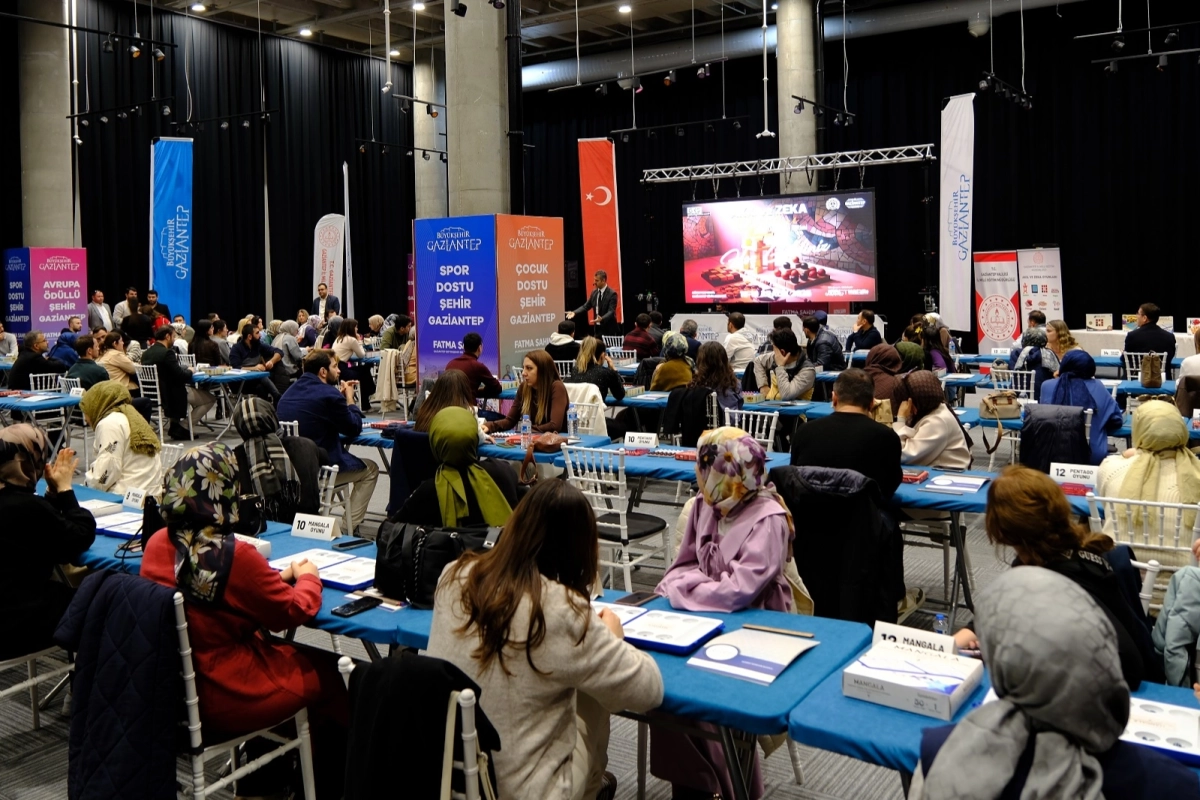Gaziantep'te öğretmenlere akıl ve zeka oyunları eğitimi