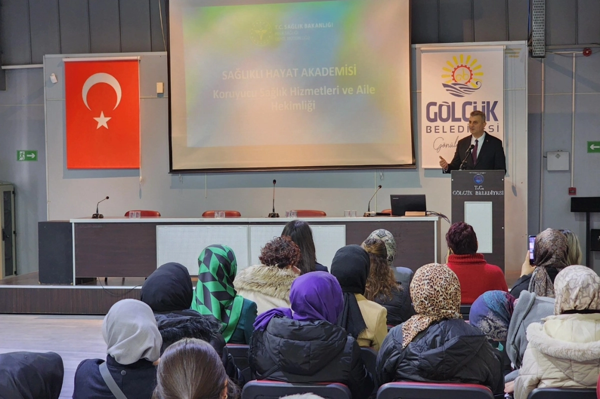 Gölcük’te sağlıklı yaşamın kapıları aralandı