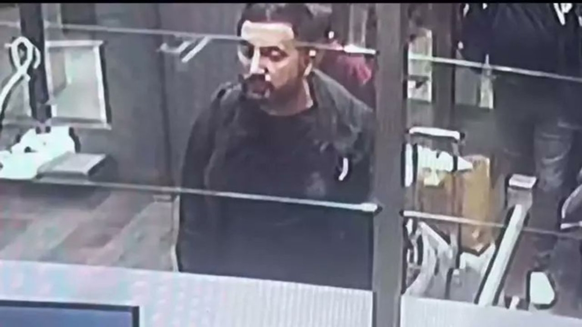 Büyükçekmece Adliyesi’ndeki soygun şüphelisi hakkında kırmızı bülten çıkarıldı