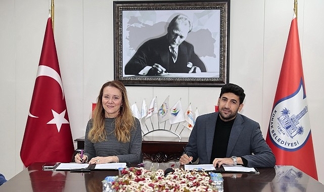 Konak'ta ‘genç’ protokol