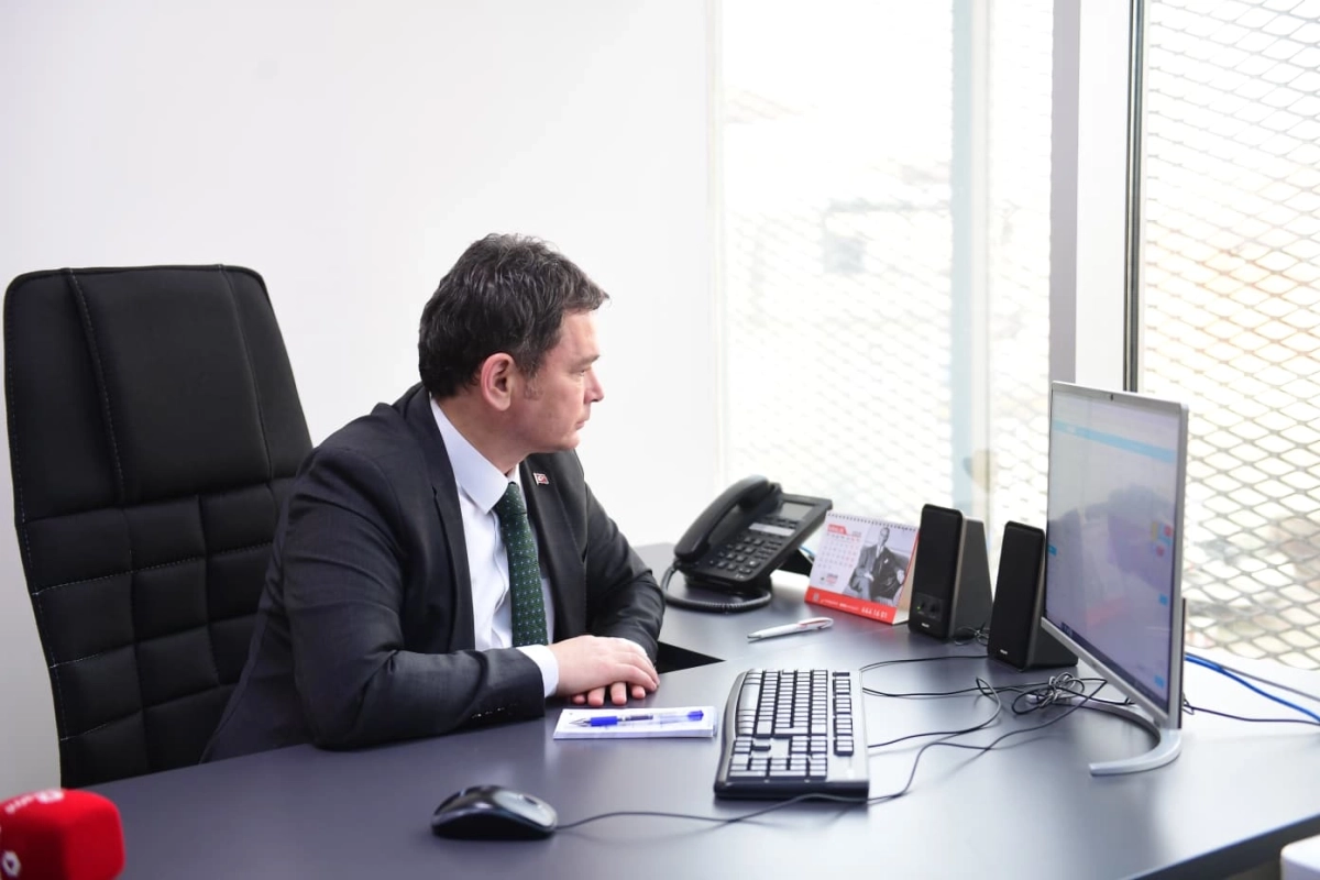 Bursa Osmangazi'de vatandaşın telefonlarını Başkan Aydın açtı