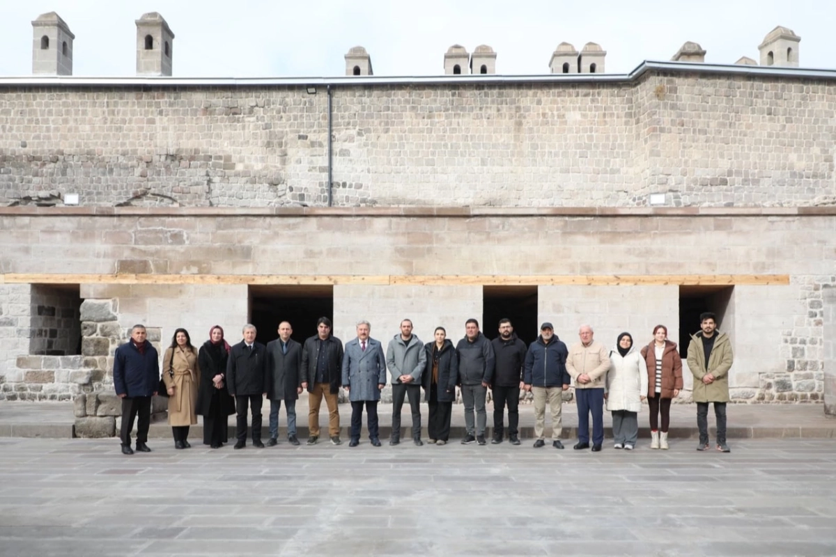 Kayseri Melikgazi'de Gön Han küllerinden doğdu