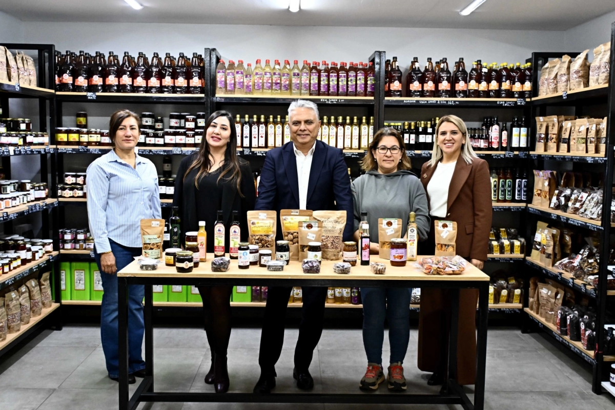 Antalya'da Yerli Malı Haftası’nda kadın emeğine destek