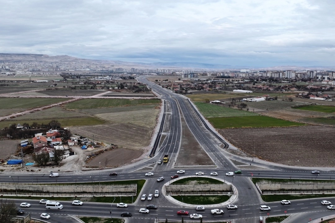 Kayseri Kocasinan'dan vatandaşa tasarruf ettiren yol