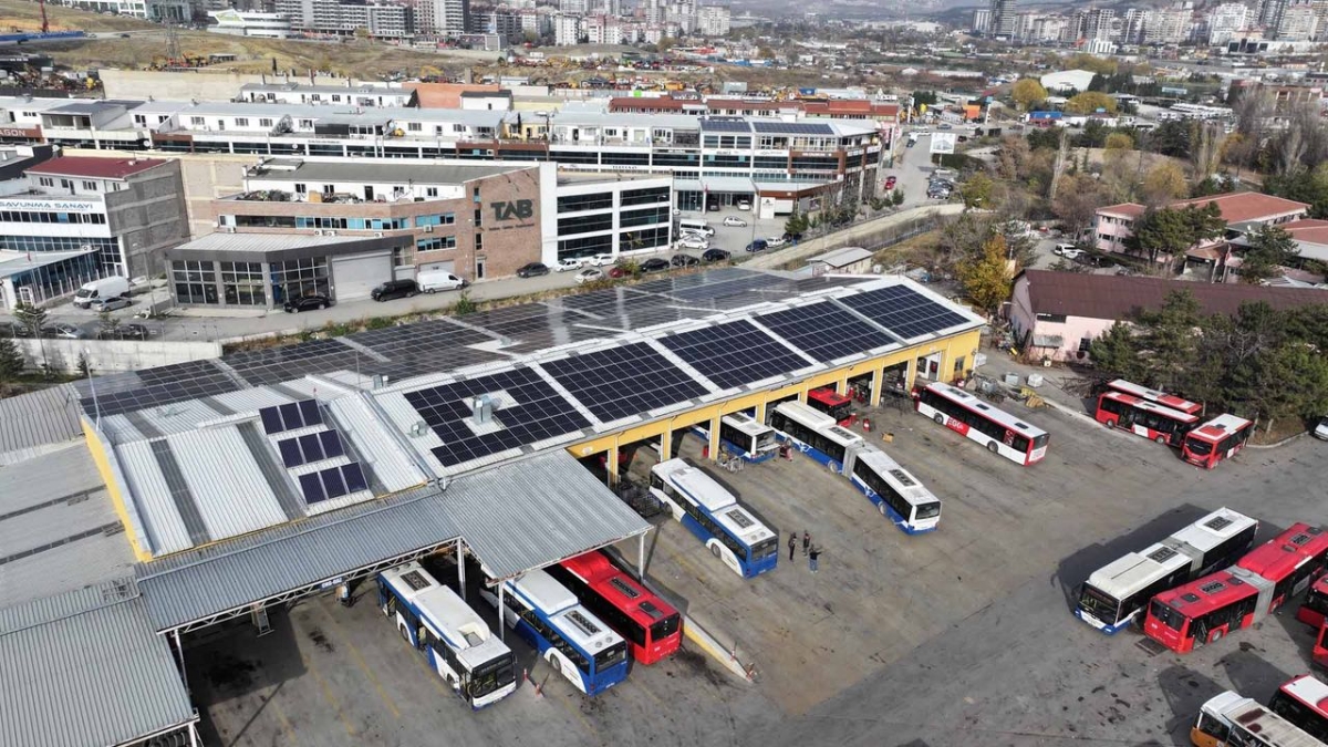 EGO’dan yeşil enerji hamlesi: Macunköy Otobüs Bakım-Onarım Atölyeleri’ne güneş enerjisi santrali kuruldu.
