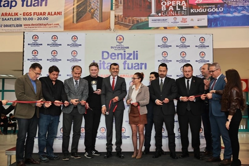 Denizli Büyükşehir Belediyesi 8. Kitap Fuarı kapılarını açtı