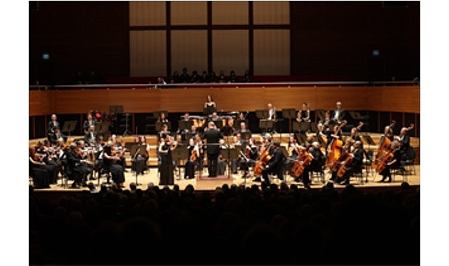 İzmir Devlet Senfoni Orkestrası iki büyük yeteneği buluşturdu