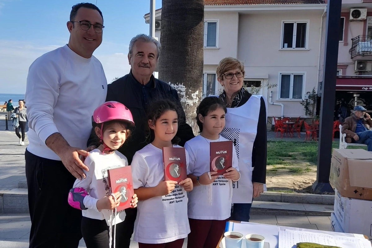 Çocukların Atatürk sevgisine ADD Mudanya'dan Nutuk hediyesi