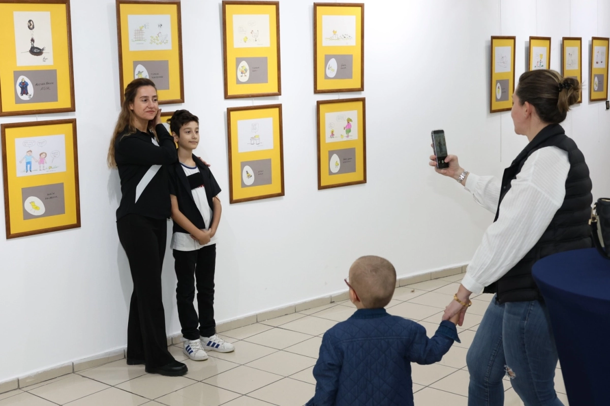 Rıfat Ilgaz’ın 'Öksüz Civciv'i çocukların çizimleriyle hayat buldu