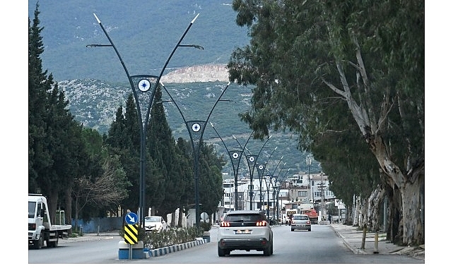 Başkan Eşki: “Bornova’nın en yoğun güzergâhlarından birini çağdaş bir kent aksına dönüştürdük”