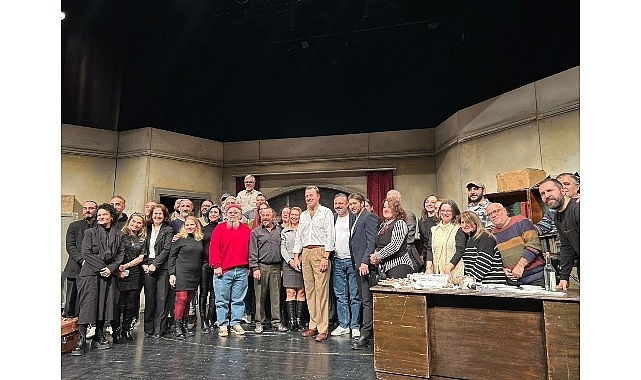 Devlet Tiyatrosu’nun Unutulmaz Oyunu 