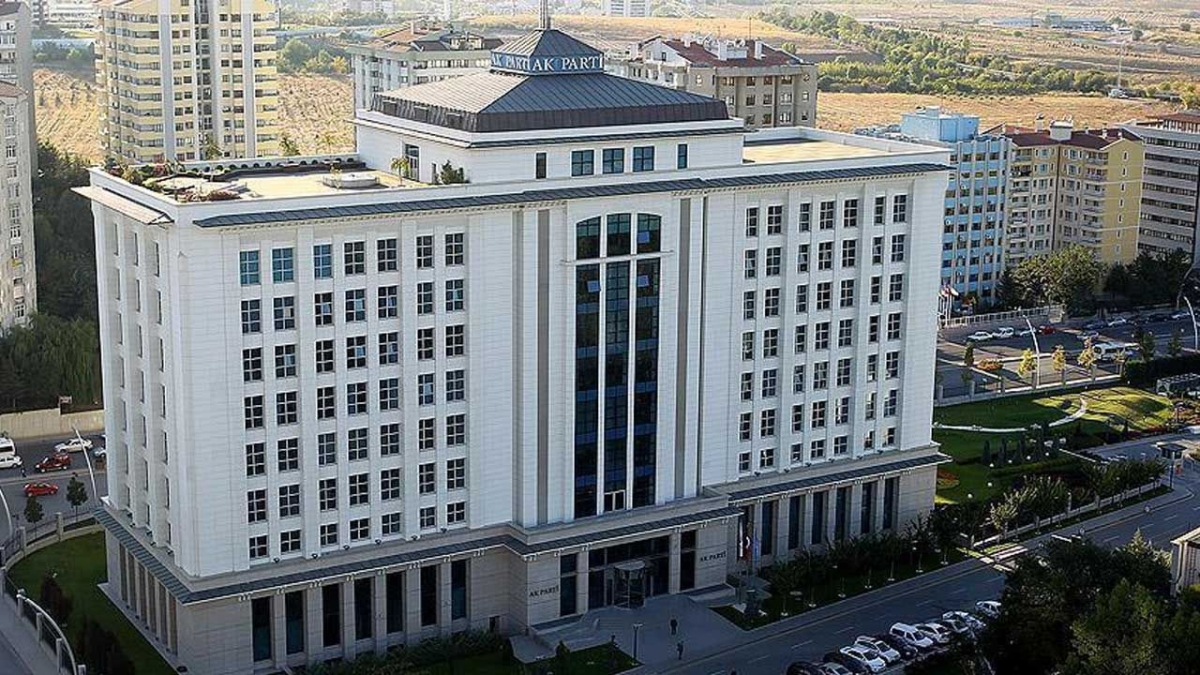 AK Parti’den CHP Lideri Özel’in Suriye sözlerine eleştiri