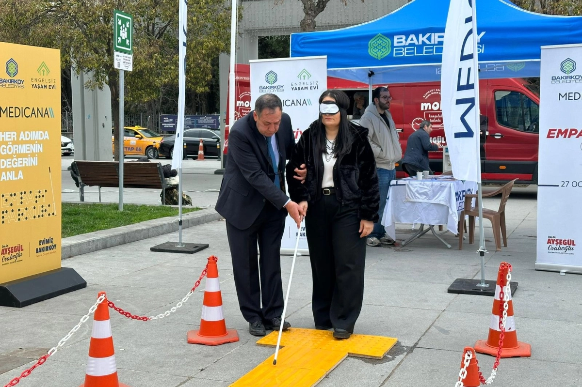 İstanbul Bakırköy'de 'empati' ile bakıldı