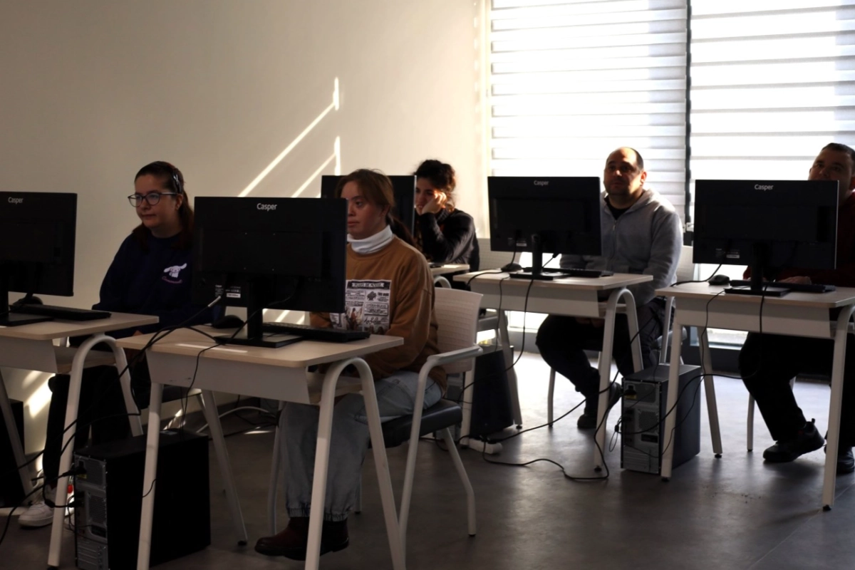 Kocaeli’de engelli bireylere dijital eğitim desteği