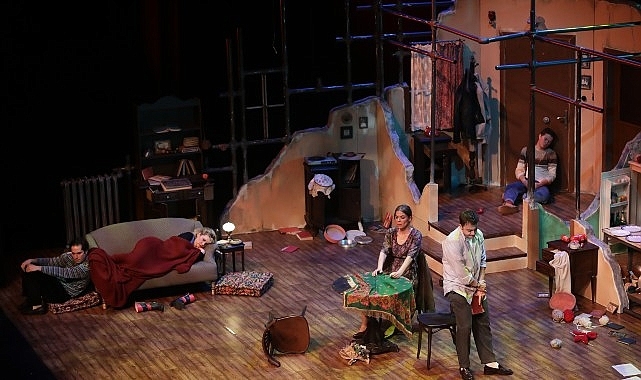 Kayıp Bir Gençliğin Anatomisi 