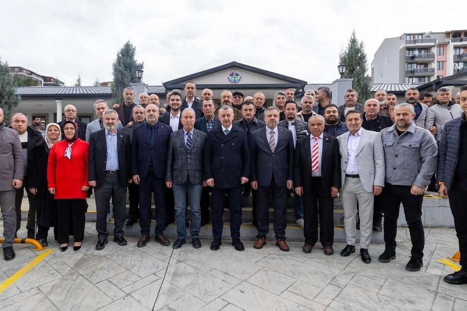 Kocaeli'de Başkan Büyükakın Ordulular Derneği ile buluştu