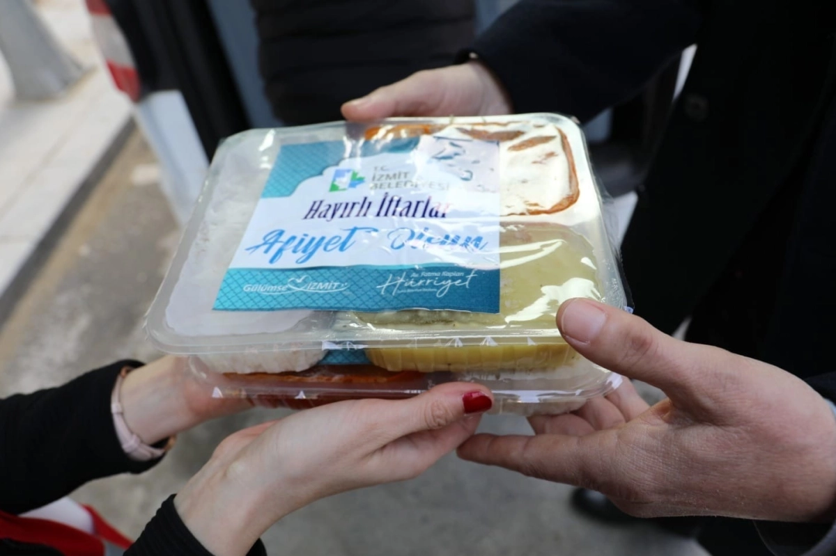 İzmit Belediyesi bu Ramazan’da da dayanışmaya köprü olacak