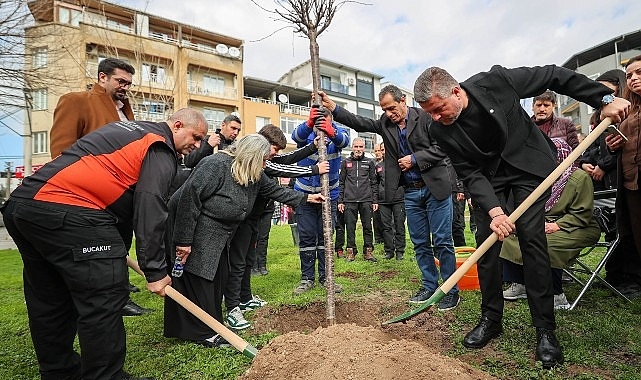 Buca’da 6 Şubat’ta kaybedilenler fidanlarla anıldı