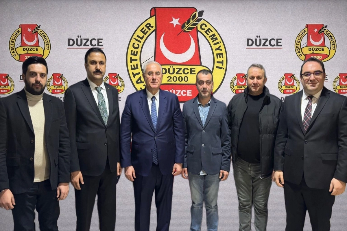 Kamu Başdenetçisi Akarca, Düzce'de gazetecileri ziyaret etti