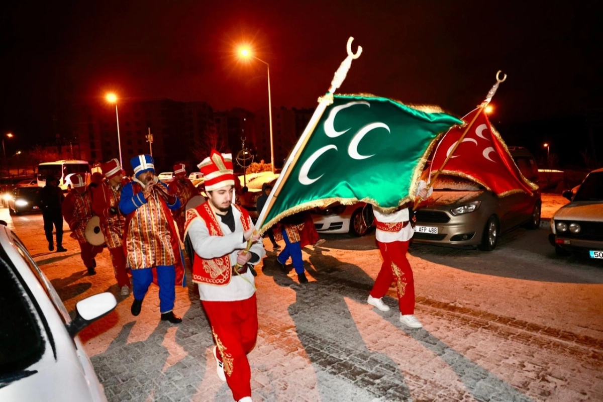 Nevşehirliler sahura Mehteran'la kalktı