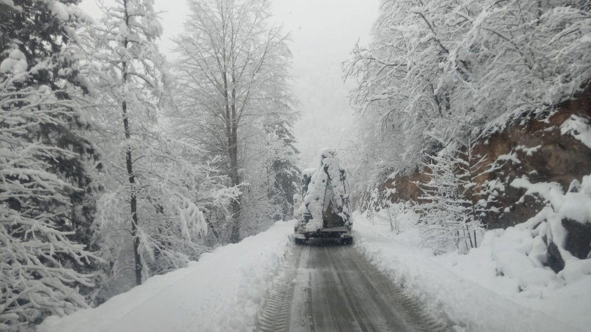 Trabzon Yükseklerinde Kar Ulaşımı Engelledi
