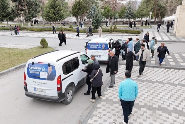 Kayseri Büyükşehir'e vatandaştan kabristan için tam not