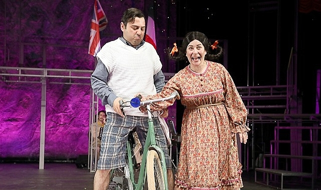 “Gözlerimi Kaparım Vazifemi Yaparım” Bursa Seyircisiyle Buluştu