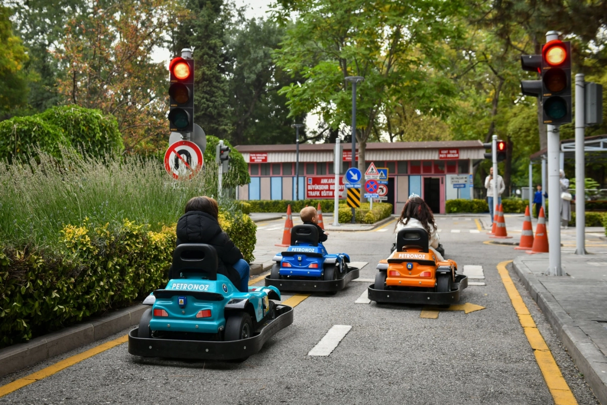 Başkentte miniklere trafik bilinci eğitimi