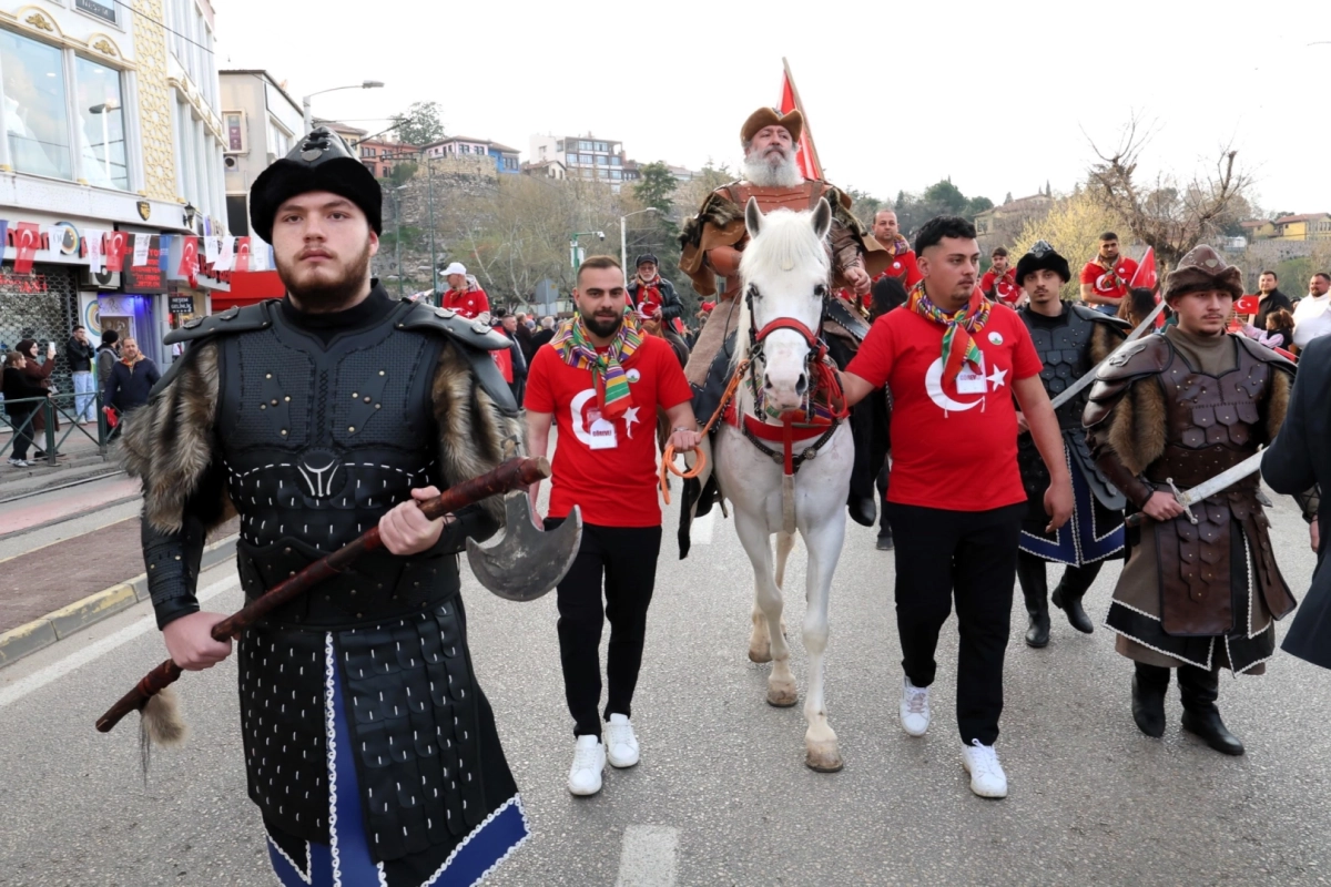 Bursa’da Tarihi Rotada Anlamlı Yürüyüş