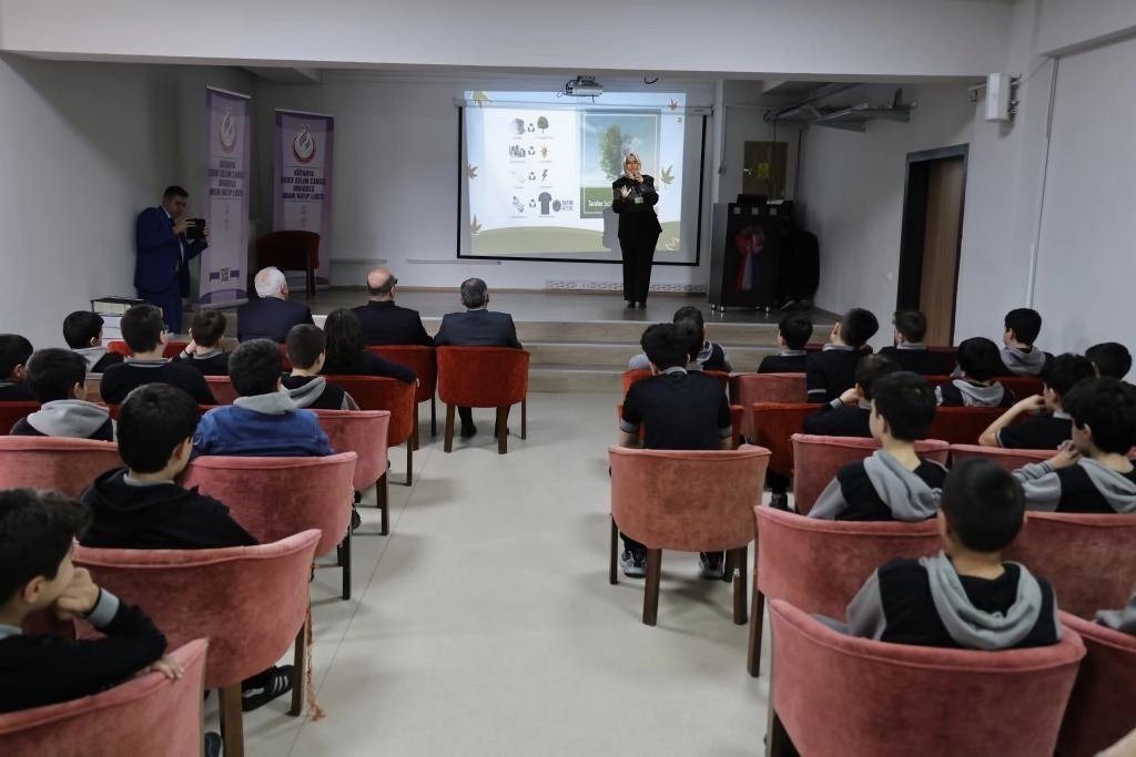 Kütahya’da Öğrencilere Sıfır Atık Bilinci Aşılandı