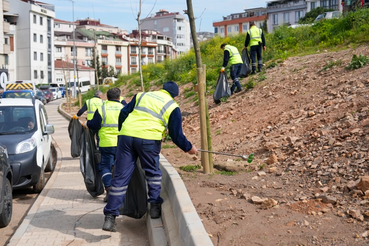 Maltepe’de Bahar Temizliği Zümrütevler’de Yoğunlaştırıldı