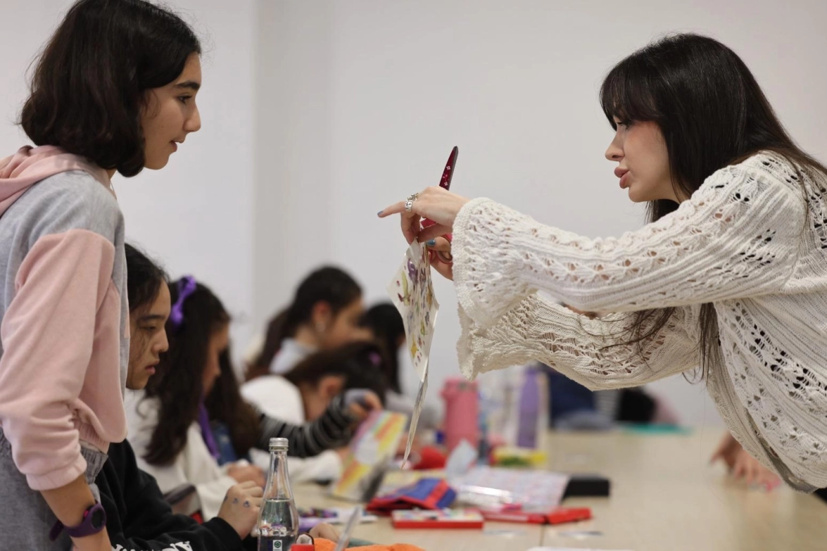 İzmir’de çocuklar resimli kitaplarını hazırladı