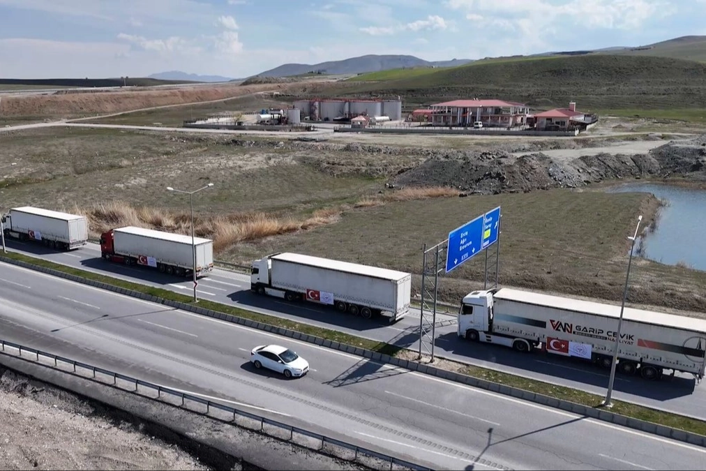 Şifa Kervanı Türkiye’den İran’a Uğurlandı