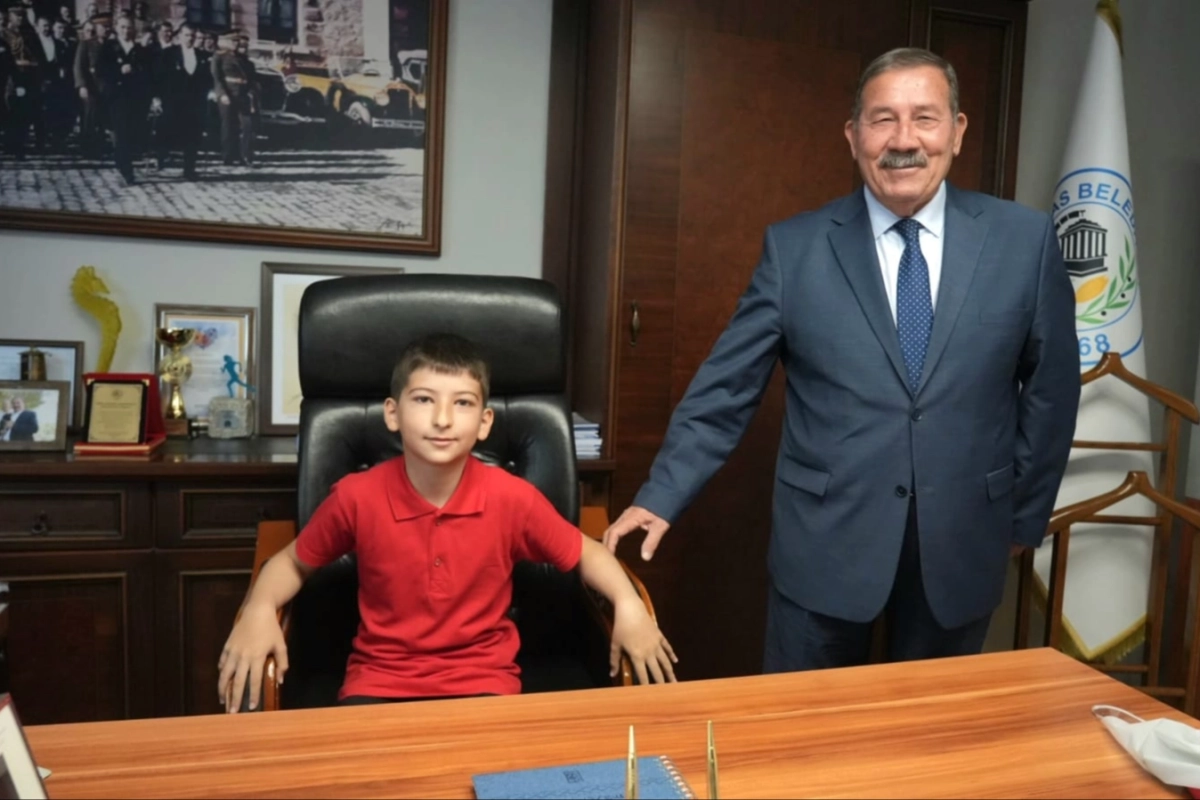 Milas’ta 23 Nisan’da Başkanlık Koltuğu Öğrenciye Devredildi